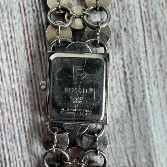 Fossil Wristwatch Red/Silver Toned Watch - Picture 4 of 7